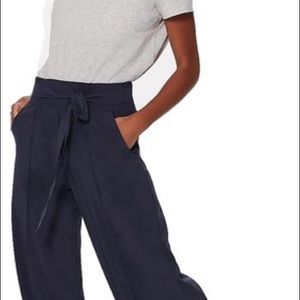 lululemon noir pants cadet blue Sz 4